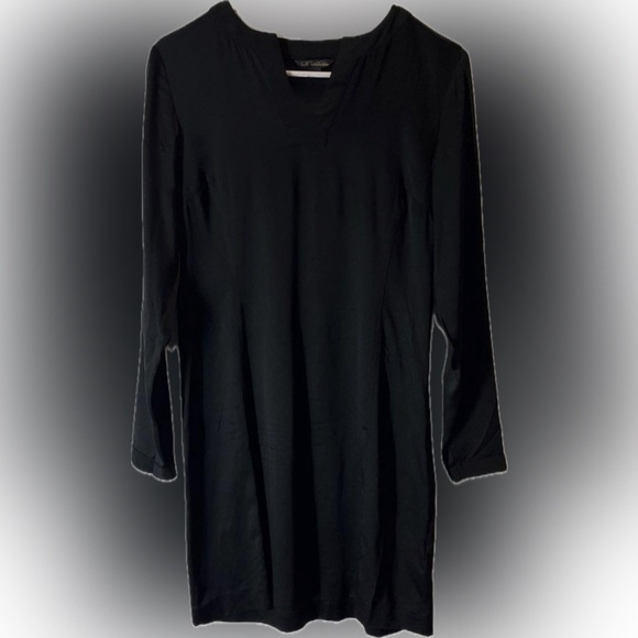Brooks Brothers Black 100% Silk Long Sleeve Split Neck Shift Dress | size 2 - Picture 3 of 4